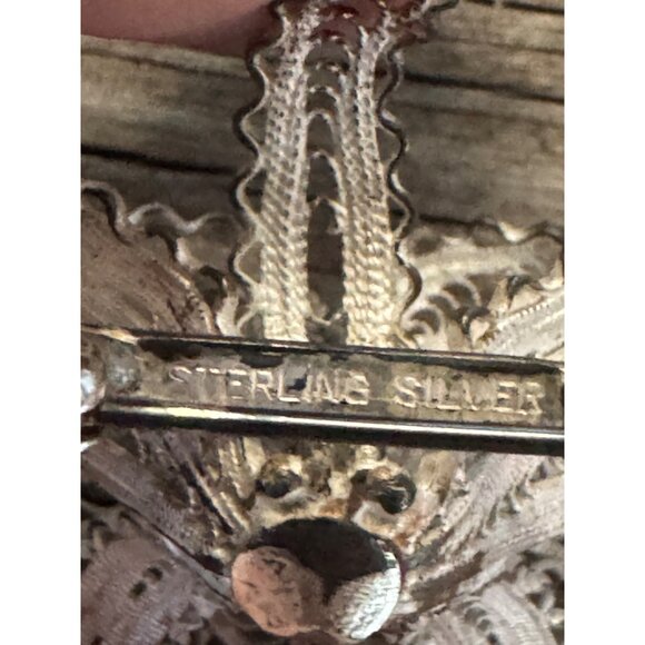 Vintage Sterling Silver Filigree Flower Brooch With Faux Pearls - Picture 5 of 6